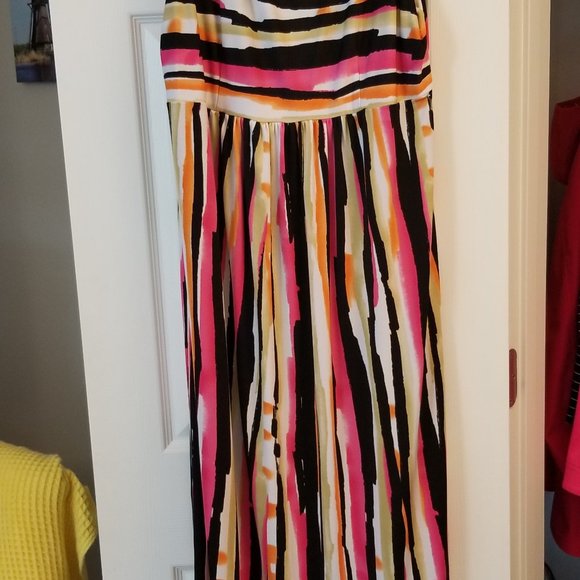 BOB MACKIE WEARABLE ART LONG DRESS - Picture 4 of 9